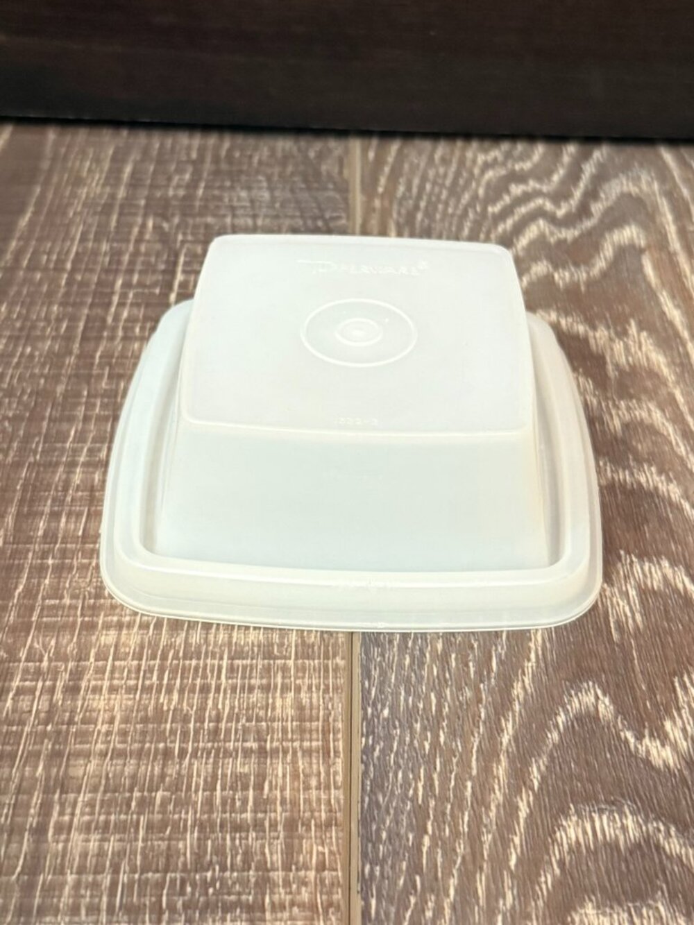 Tupperware Pick-A-Deli Pickle Container - Picture 10 of 13